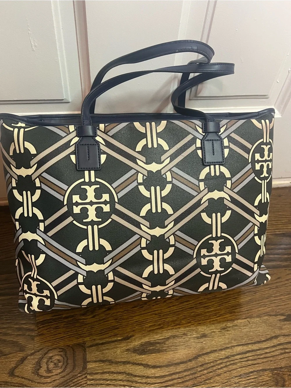 Tory Burch Gemini Link Medallion Ribbon Logo-Print Tote